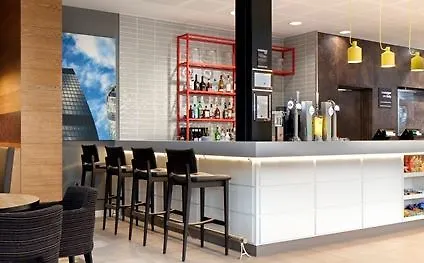 Hotel Hampton By Hilton London Docklands
